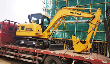 ɽ��С�ڴ��Ի�