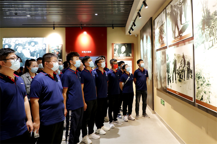 EK1A1337x.jpg EK1A1337x.jpg