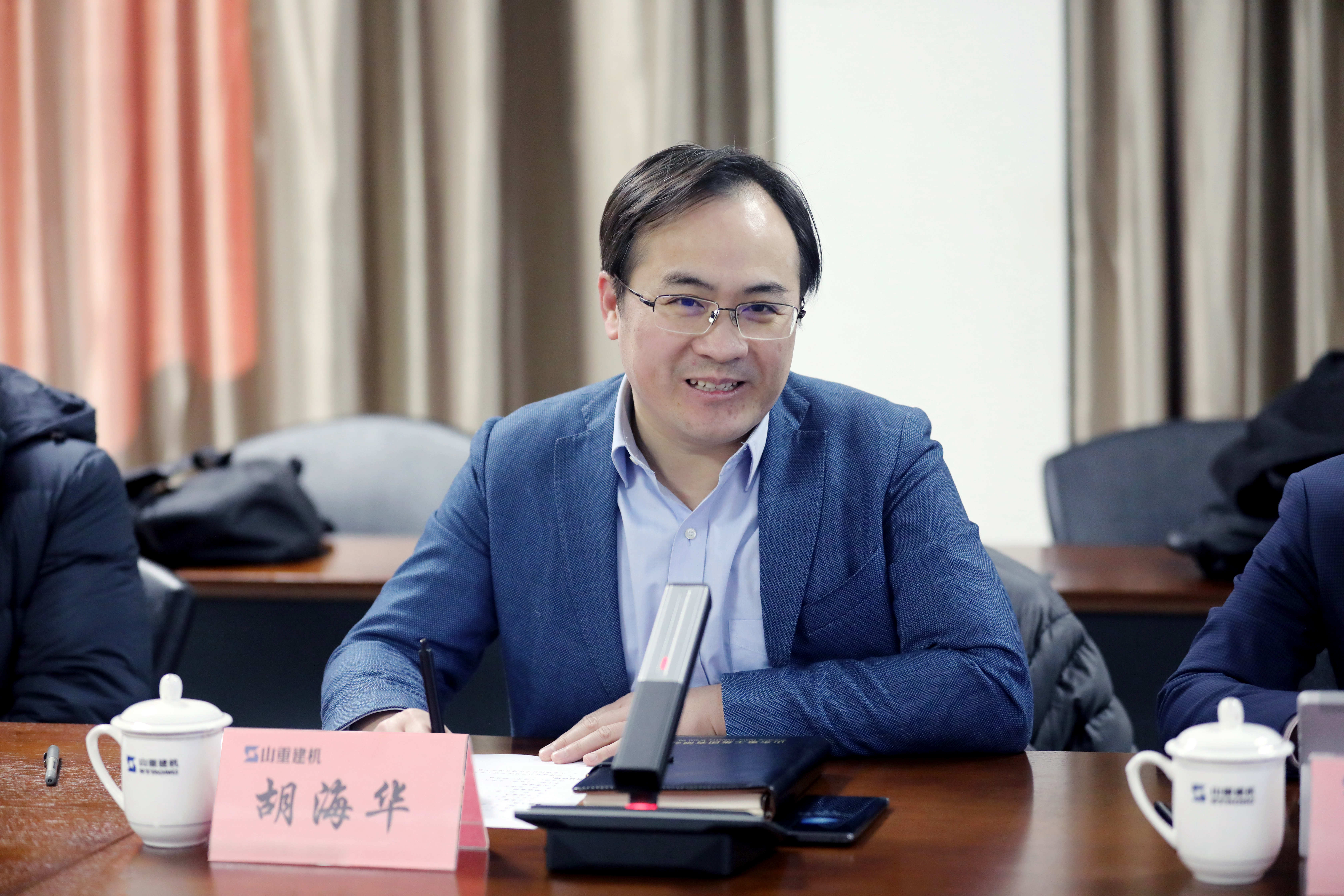 ɽ���ع����ŵ�ίίԱ������һ��ݰ��ɽ�ؽ�������ָ��